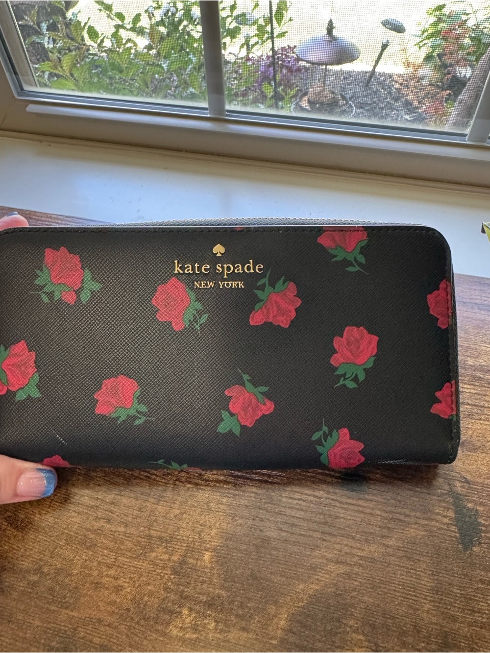 Kate Spade New York Black Rose Floral Zip Around Continental Wallet